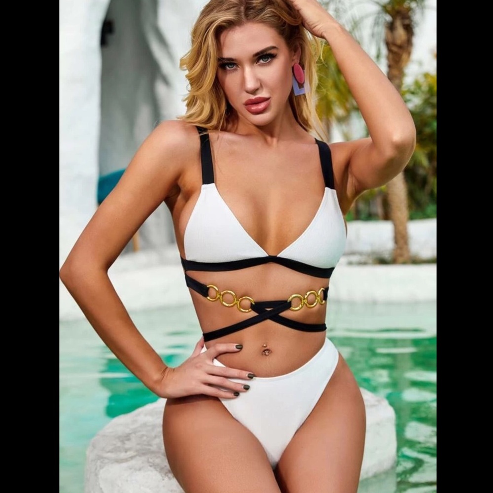 Link Chain, Stranded, Bikini Set - Picture 3 of 5